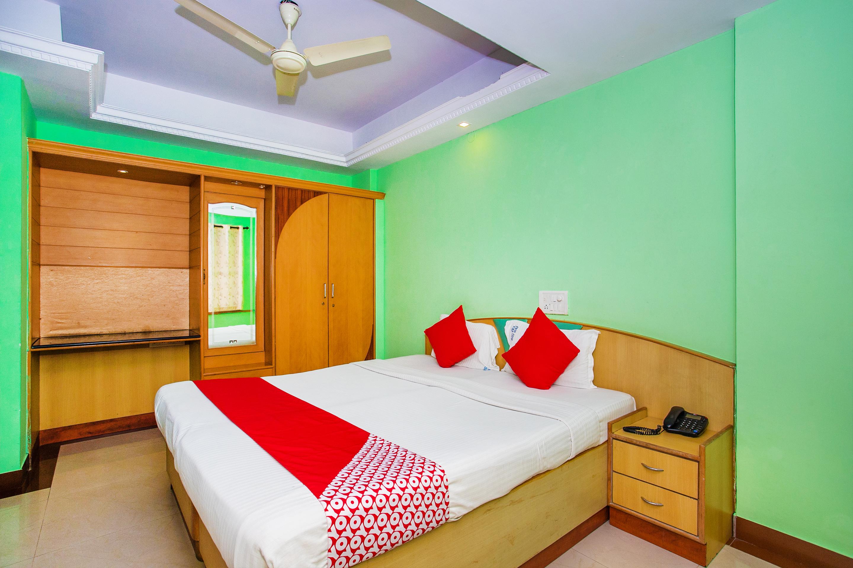Oyo 331 Hotel Skanda Shelters Bangalore Exterior photo