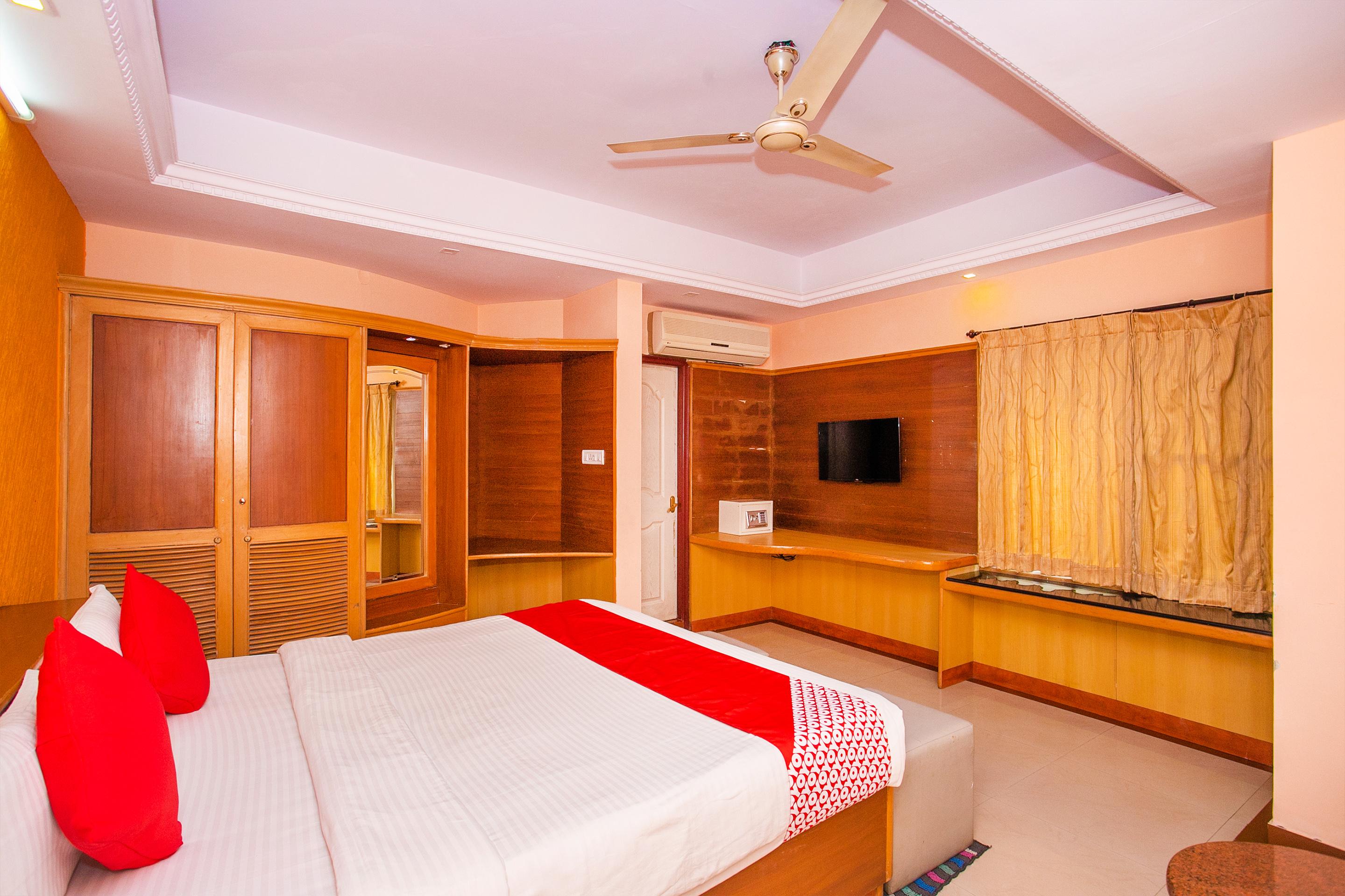 Oyo 331 Hotel Skanda Shelters Bangalore Exterior photo