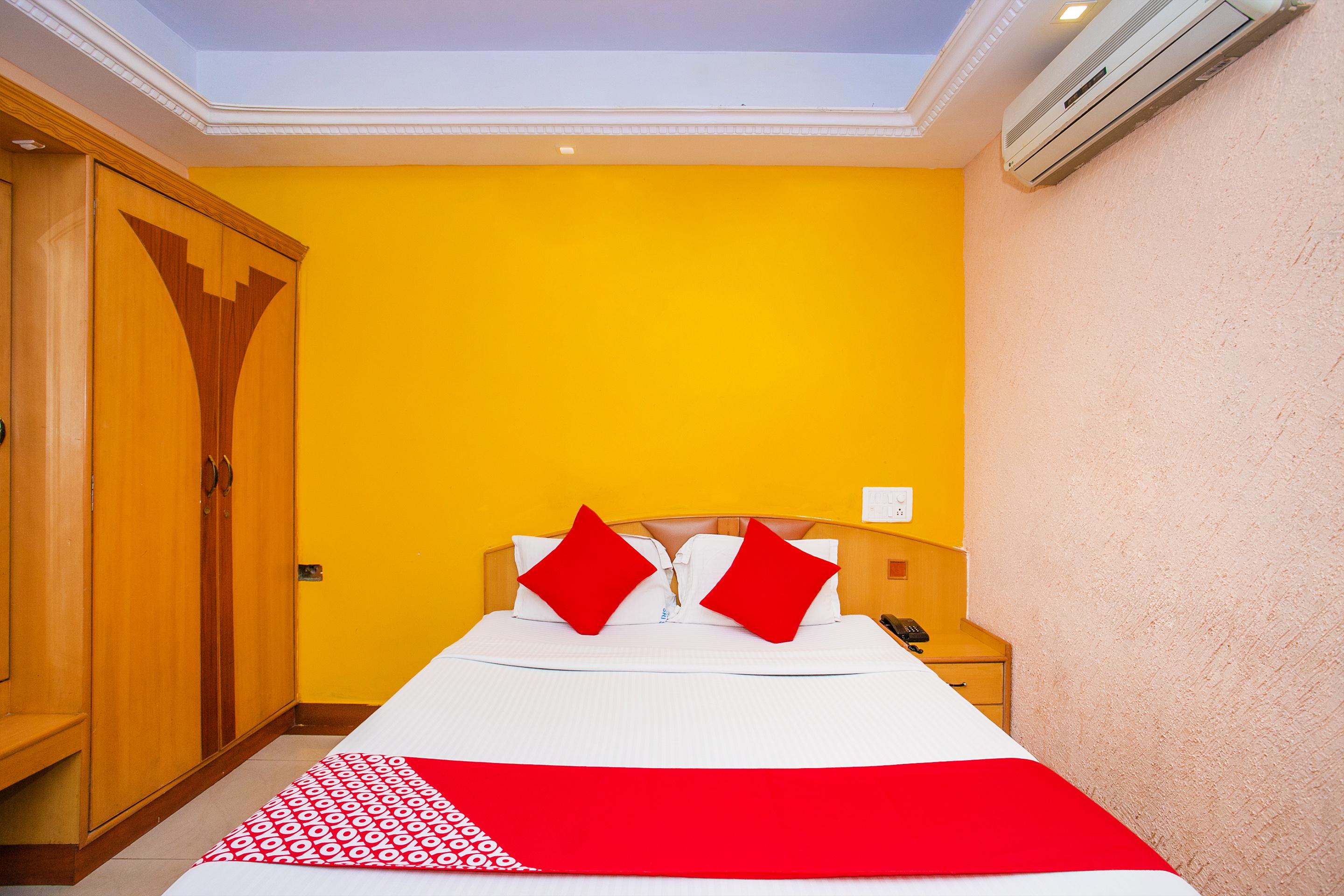 Oyo 331 Hotel Skanda Shelters Bangalore Exterior photo